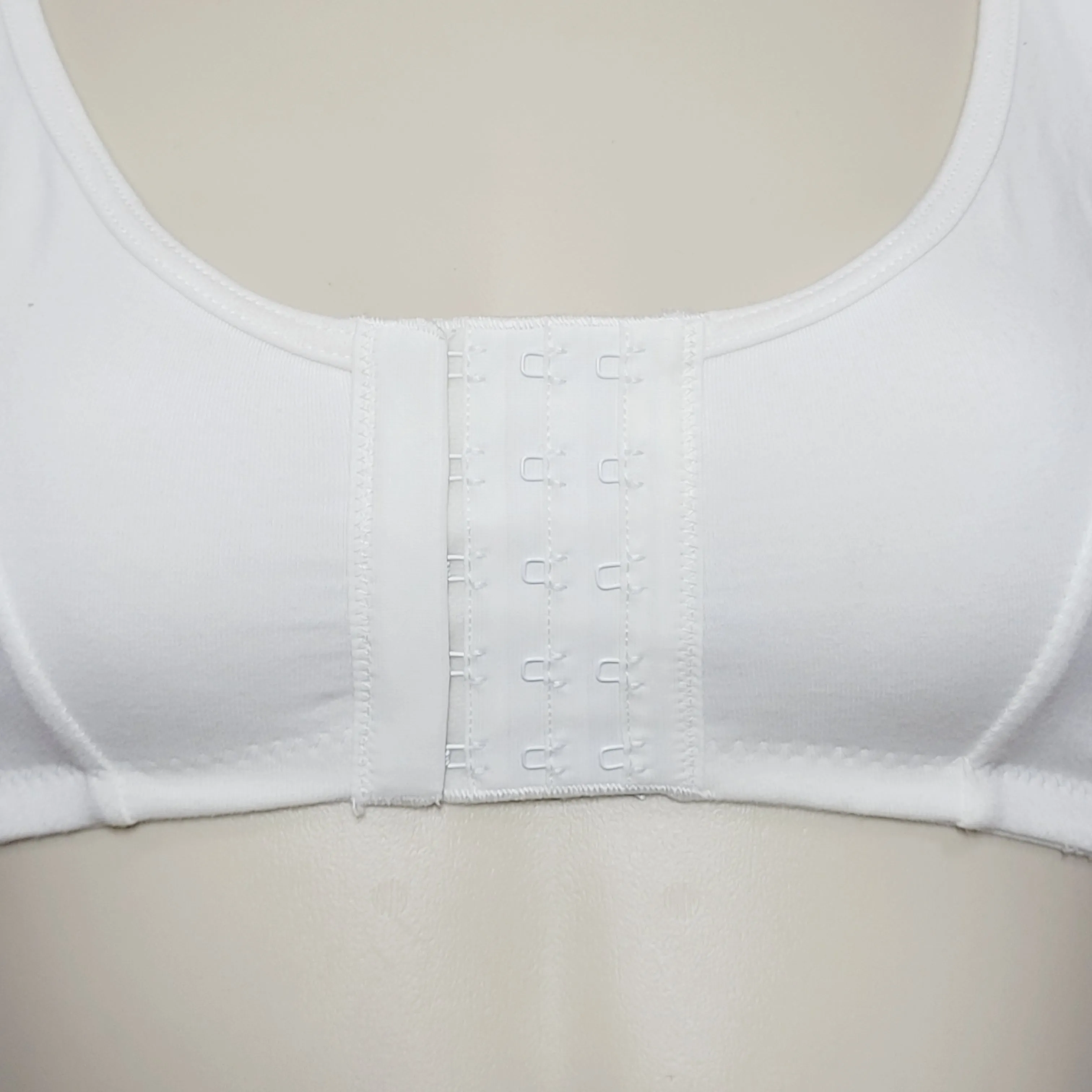 Dr. Rey's Shapewear 90% Cotton Front Close Wire Free Bra MEDIUM White NWOT