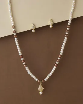 Elegant Pearl Necklace Set