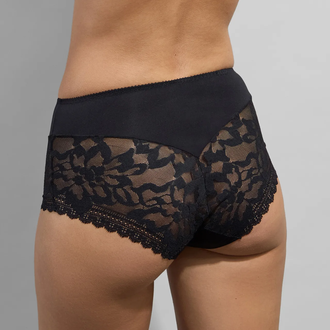 Leia Deep Brief