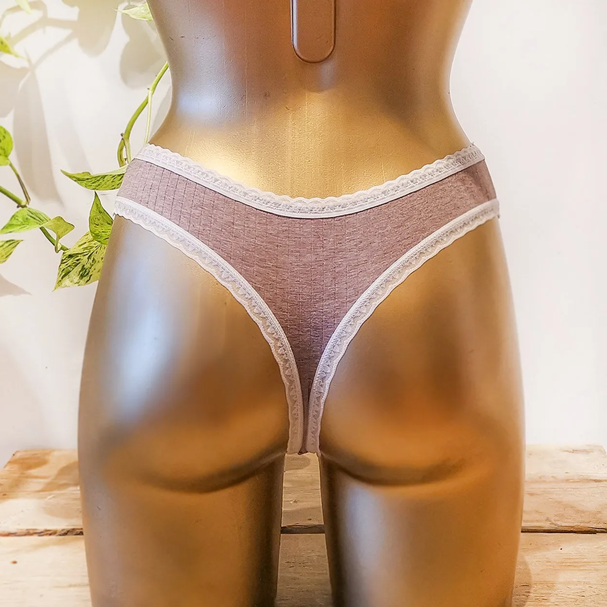 Lingerie Charlotte Latte Bottom